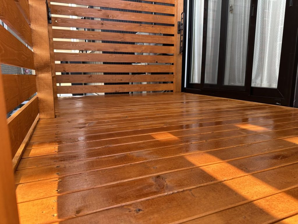 ウッドデッキ塗装　アフター