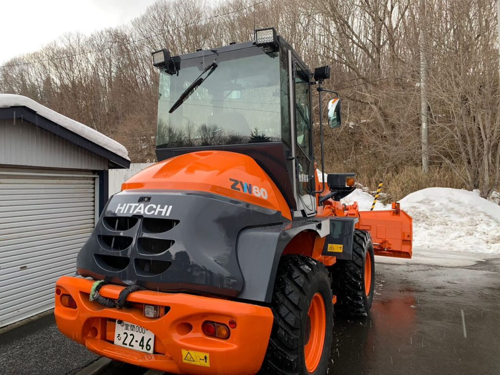 綺麗になった除雪機