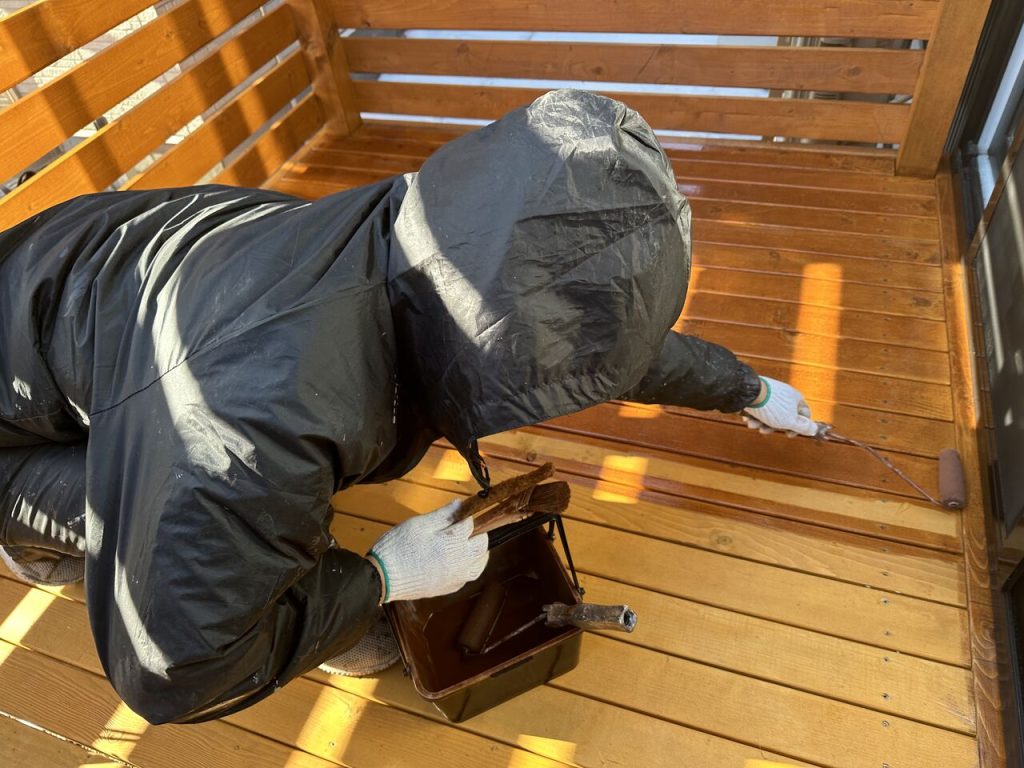 ウッドデッキの塗装