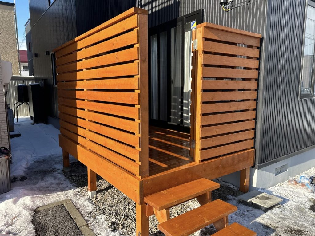 ウッドデッキ塗装　アフター