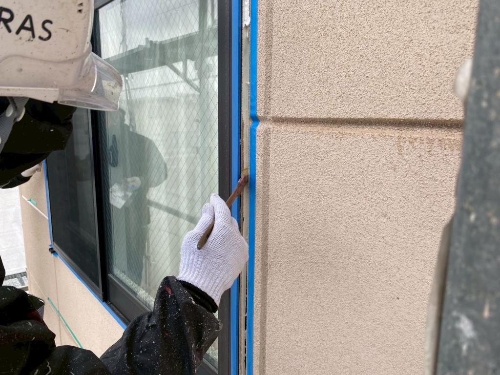 苫小牧市美園町 ハッピークリスタル 外壁 プライマー塗布