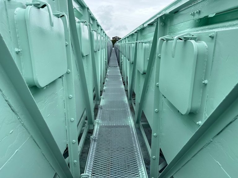 苫小牧市岸壁コンベアー、架台塗装➁ アフター