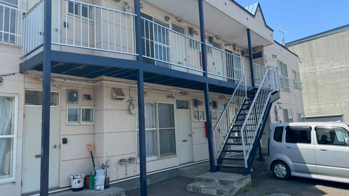 千歳市信濃 ジョイナス信濃階段補修塗装工事 アフター