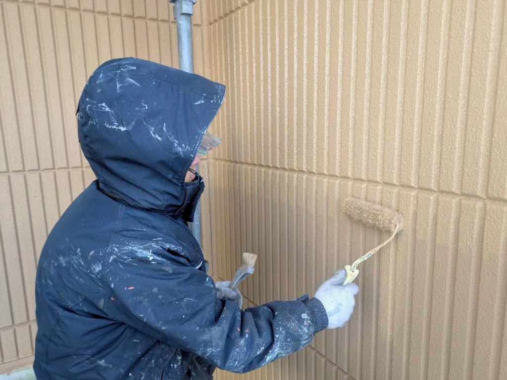 苫小牧市のぞみ町 のぞみの詩 外壁 上塗り