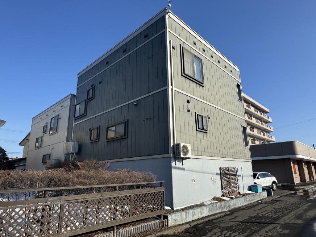 苫小牧市新中野町、N様邸 全体(北面)調査