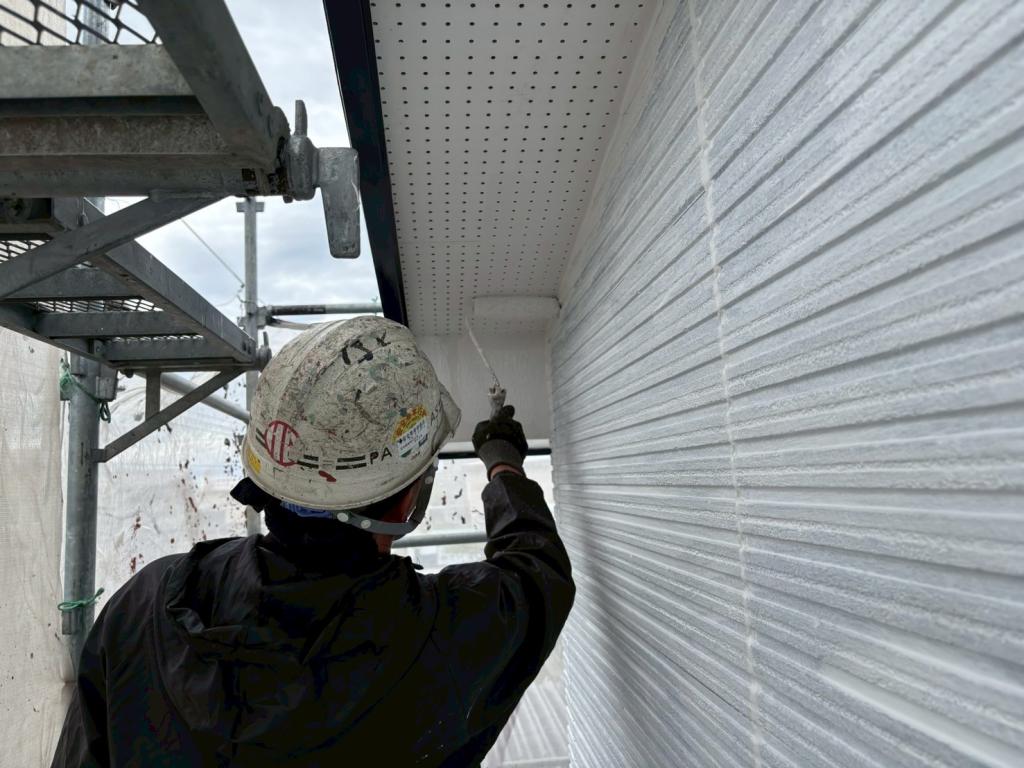 苫小牧市はまなす町、N様邸 軒天 上塗り